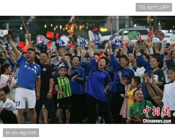 诺伊尔反应神速再创佳绩，状态火热助球队冲刺冠军