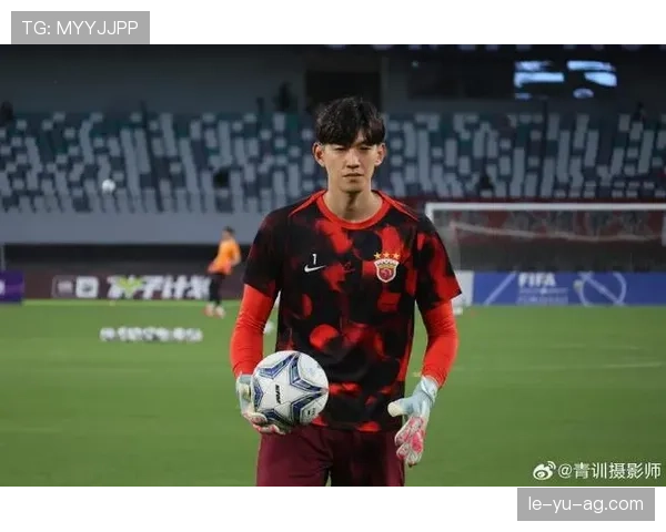 颜骏凌：从青训新星到国家队主力，状态稳步提升铸就门将传奇